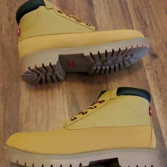 Levi's Harrison Buck Wheat Boots - GS 6.5Y (Women US 8) - Picture 3 of 10